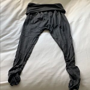 LULULEMON women’s gray drop crotch leggings.